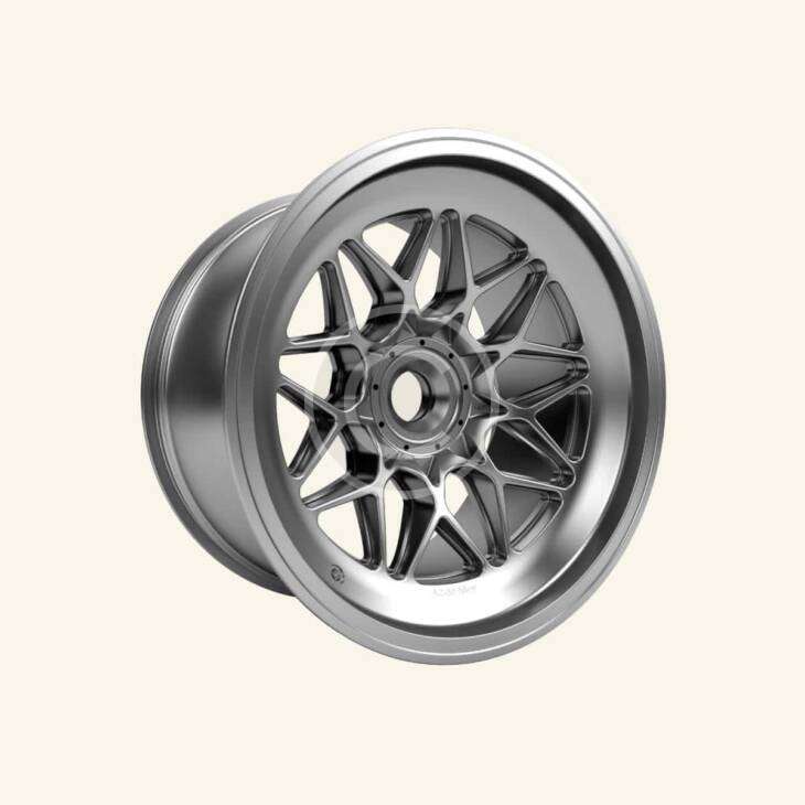 Polished chrome rim
